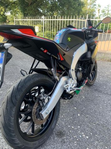 Aprilia RS 125 GP Replica - Foto 5