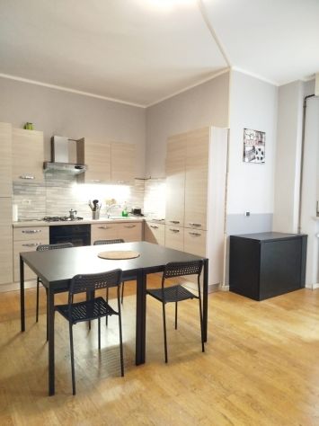 STANZA SINGOLA TUTTO INCLUSO PARMA CENTRO STORICO - Foto 5