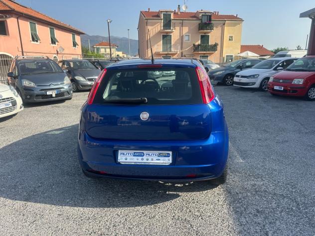 Fiat Grande Punto 1.3 MJT 75 CV 5 porte Fun - Foto 4