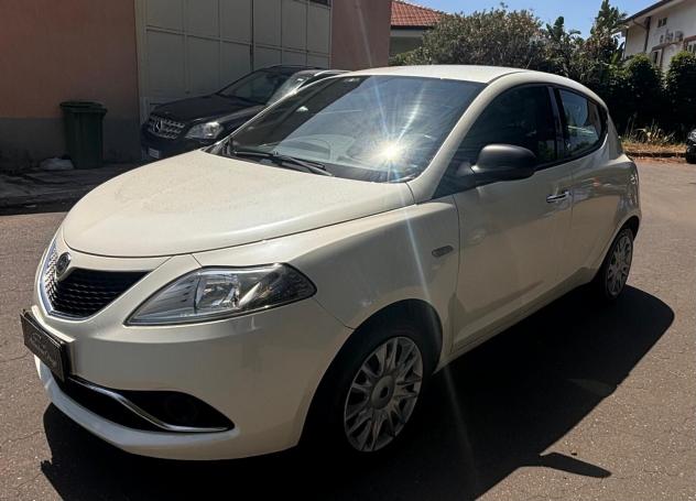 Lancia Ypsilon 1.2 69 CV 5 porte GPL Ecochic Silver - Foto 8