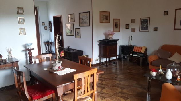 Rosia - Sovicille (SI) vendesi terratetto in villetta con garage