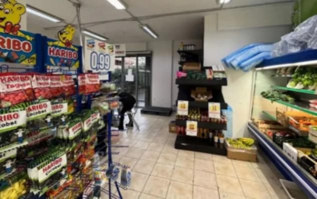 Immobile in asta di 93 m² con più di 5 locali in vendita a Bari - Foto 7