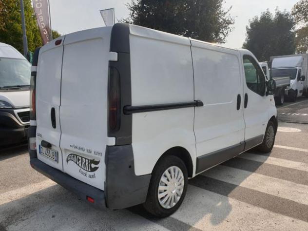 OPEL Vivaro con batteria e revisione senza 3500 euro rif. 24054383 - Foto 4