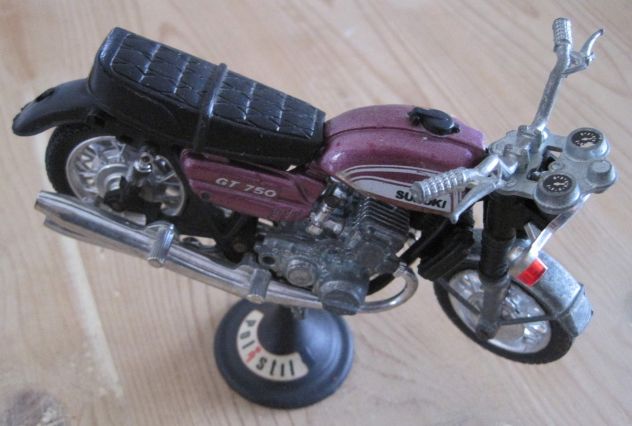 Modellino Suzuki GT 750, Polistil - Foto 2
