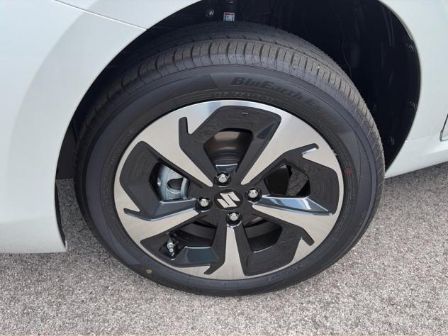 Suzuki Swift 1.2 Hybrid Top Allgrip 4WD - Foto 4