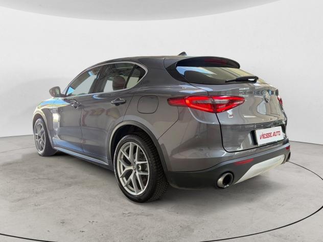 Alfa Romeo Stelvio 2.0 Turbo Benzina 280CV AT8 Q4 Executive - Foto 6