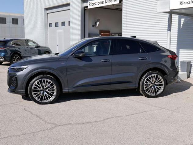 AUDI Q5 Sportback NEW 2.0 Tdi Q. 204cv S-tr. S.line edit. rif. 24066370 - Foto 2