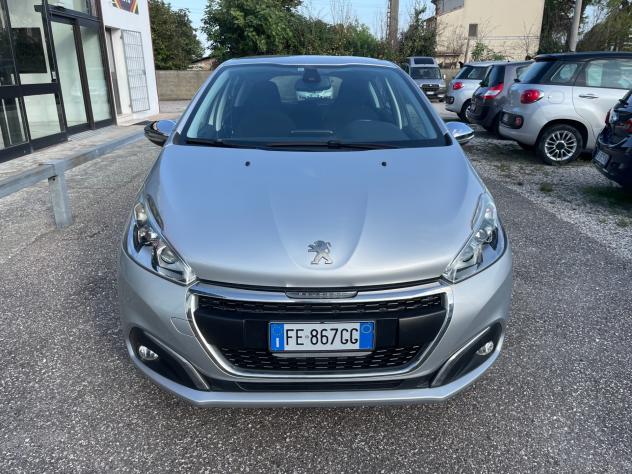 Peugeot 208 PureTech 82 5 porte Allure X NEOPATENTATI - Foto 2