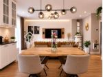 ELEGANTE QUADRILOCALE COMPLETAMENTE RISTRUTTURATO CON TERRAZZO