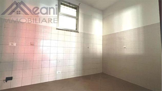 453_c - 3 LOCALI LIBERO SUBITO SENZA SPESE CONDOMINIALI! - Foto 6