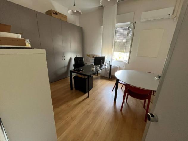 Immobile di 330 m² con più di 5 locali in affitto a Rezzato - Foto 18