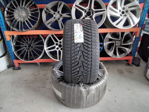 4 gomme nuove goodyear 235 55 19 105v invernali - Foto 2