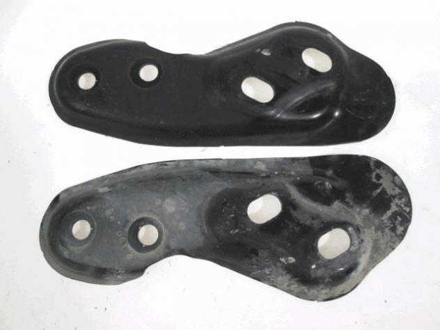 04877366AC COPPIA SUPPORTI RADIATORI ANTERIORI JEEP CHEROKEE 2.2 CRD 136KW AUT RICAMBIO USATO 04877367AC - Foto 2