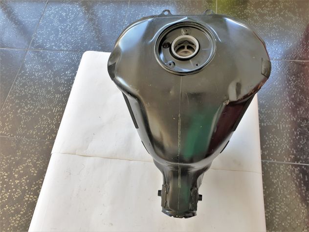 SERBATOIO CARBURANTE MOTO HONDA CBR 1000 RR - Foto 2