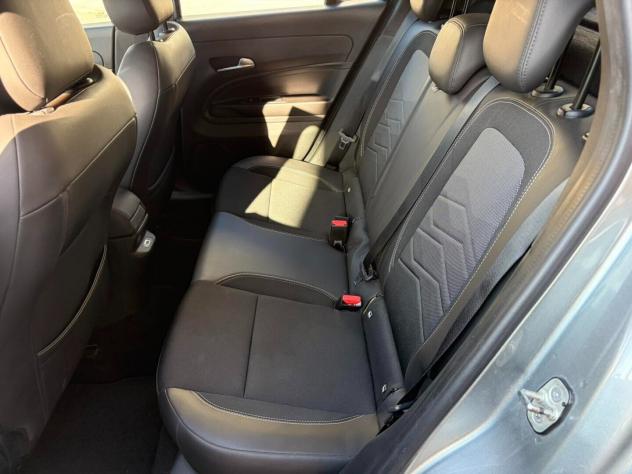 Jeep Avenger 1.2 Turbo 100 CV Altitude - Foto 6