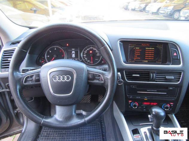 AUDI - Q5 - 2.0 TDI F.AP. quattro S tronic - Foto 9