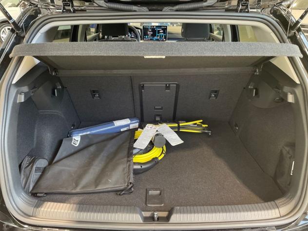 Volkswagen Golf Nuova Edition Plus 1.5 TSI eHybrid 150 kW (204 CV) DSG - Foto 8