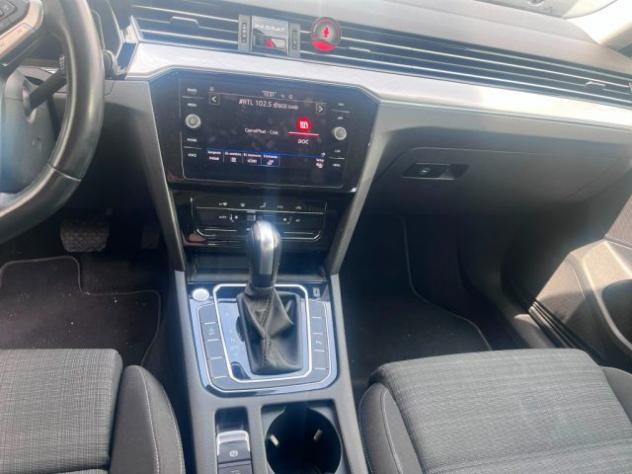 VOLKSWAGEN Passat Variant 2.0 TDI SCR EVO DSG Executive rif. 23776692 - Foto 4