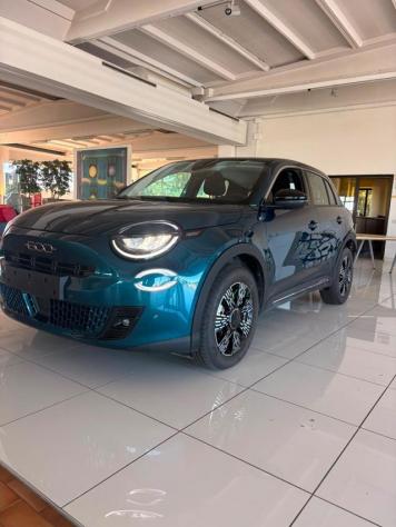 FIAT 600 Hybrid 110 CV DCT MHEV Serie Speciale rif. 24040271 - Foto 3