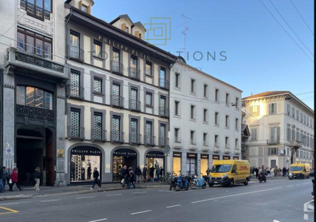 Immobile di 217 m² con 3 locali in affitto a Milano