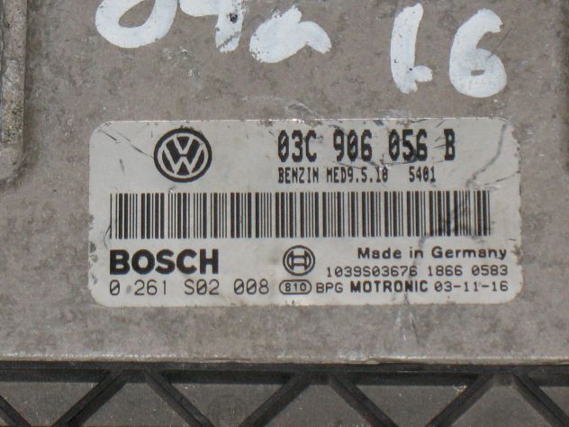 03C906056B 0261S02008 ECU VW GOLF 1.6 BENZINA MED9.5.10 1039S03676 - Foto 2