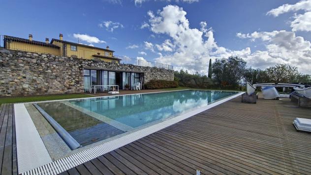 CASALE di 10 vani e di 500 mq (MONTECARLO) rif. 3495 - Foto 15