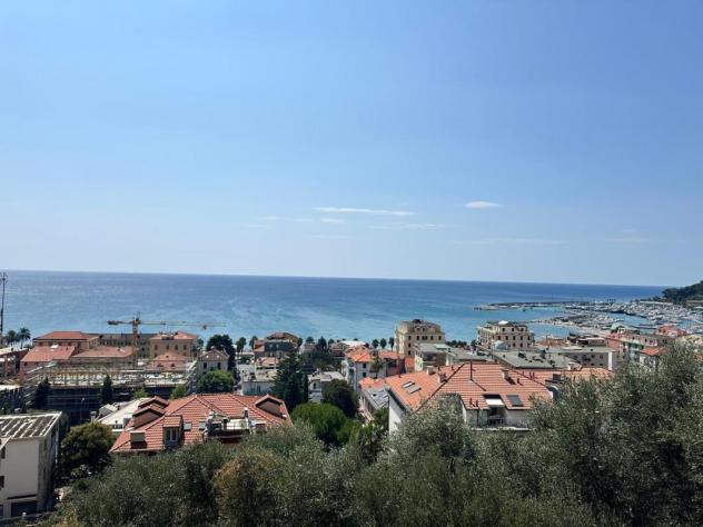 appartamento in vendita a Varazze in zona Cantalupo