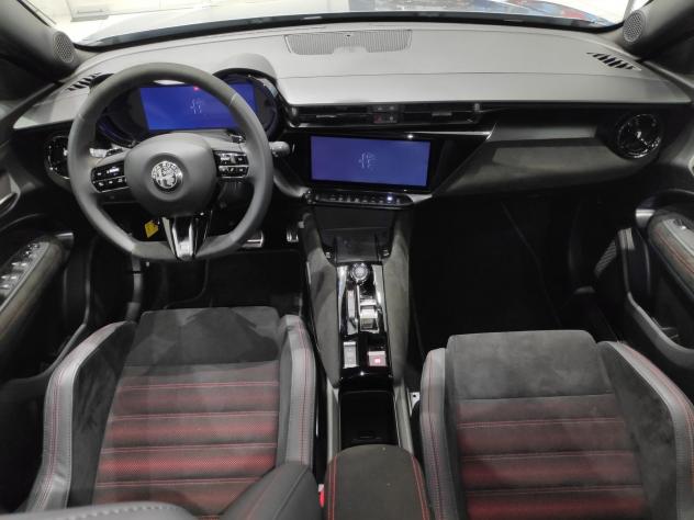 Alfa Romeo Junior Junior 1.2 145 CV Hybrid eDCT6 Q4 SPORT*SEDILI SABELT e VOLANTE SPORTIVO* - Foto 4