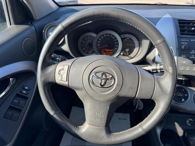 Toyota RAV 4 2.2 D-4D 136CV 5P LUXURY 2006 - Foto 7