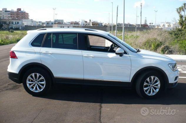 Volkswagen Tiguan 2.0 TDI SCR Business BlueMo... - Foto 8