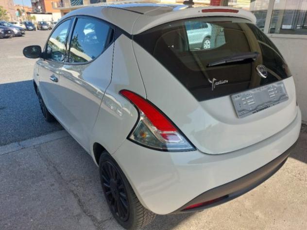 LANCIA Ypsilon 1.0 FireFly 5 porte S&S Hybrid Ecochic Silver rif. 22601685 - Foto 5