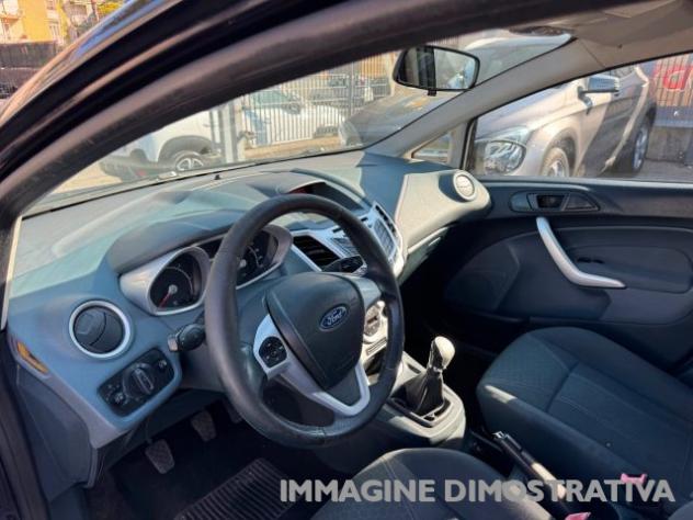 FORD Fiesta 1.4 TDCi 68CV 5 porte Titanium rif. 23949135 - Foto 9
