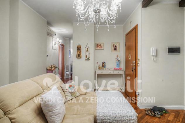 Appartamento di 122 m² con 4 locali e posto auto in vendita a Taranto - Foto 6