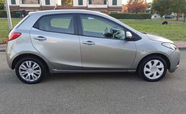 Mazda 2 Mazda2 1.3 16V 75CV 5p. Play GPL - Foto 8