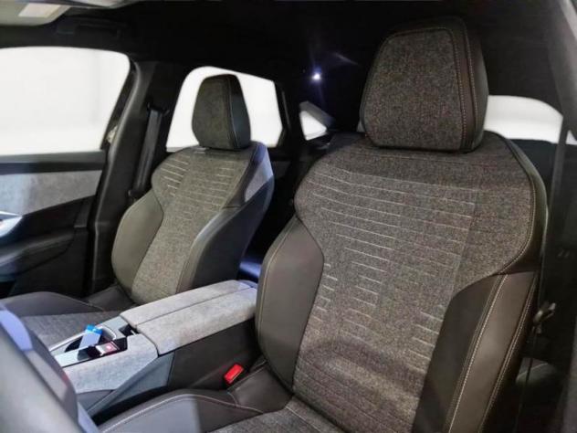 Peugeot 3008 Hybrid 145 Allure e-DCS 6 - Foto 8