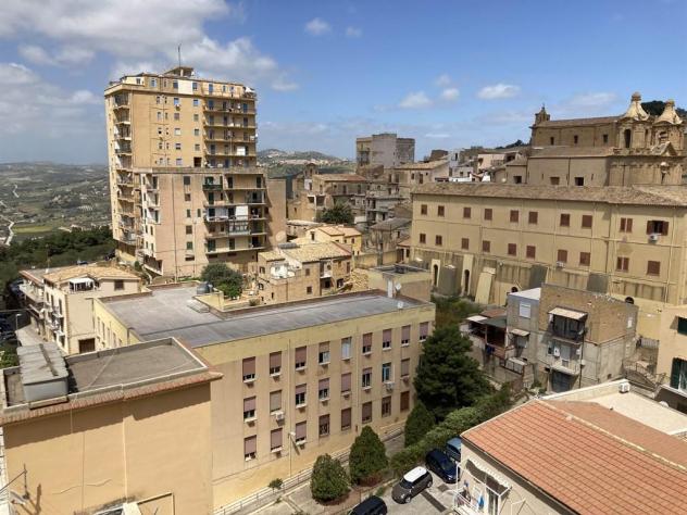 Panorama sud-ovest-nord.Da Punta bianca a Porto Empedocle al centro storico. - Foto 3