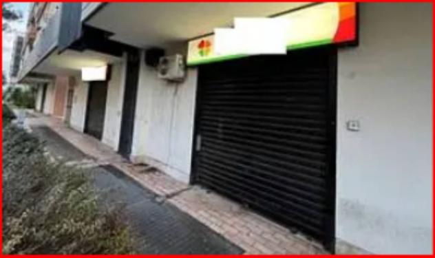 Immobile in asta di 186 m² con più di 5 locali in vendita a Bari - Foto 3