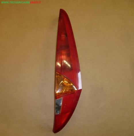 FANALE POST.DX 3 Porte CON LAMP.(Interno Rosso - Freccia Gialla )FIAT PUNTO (188-2U)  Parti elettriche  Fanaleria  Fanali  Fanale post. sx. FIAT - PUN