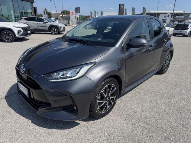 Toyota Yaris Hybrid Trend MY22