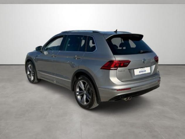VOLKSWAGEN Tiguan 2.0 TDI SCR Sport BlueMotion Technology rif. 23673672 - Foto 6