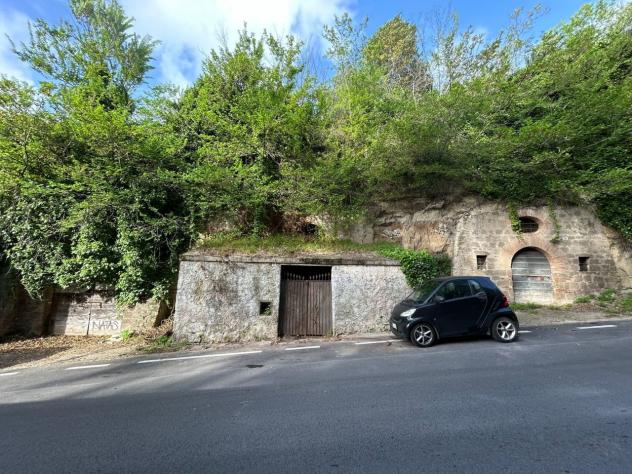 Magazzino in vendita a Morlupo