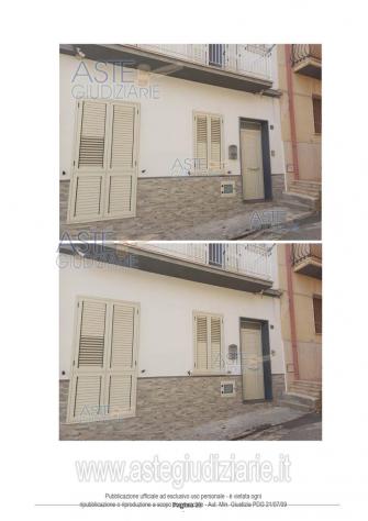 IMMOBILI-IMMOBILE RESIDENZIALE-via Quintino Sella n. 8 - Foto 2