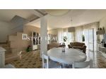 Villa con piscina e giardino in zona Fontane Bianche, Siracusa