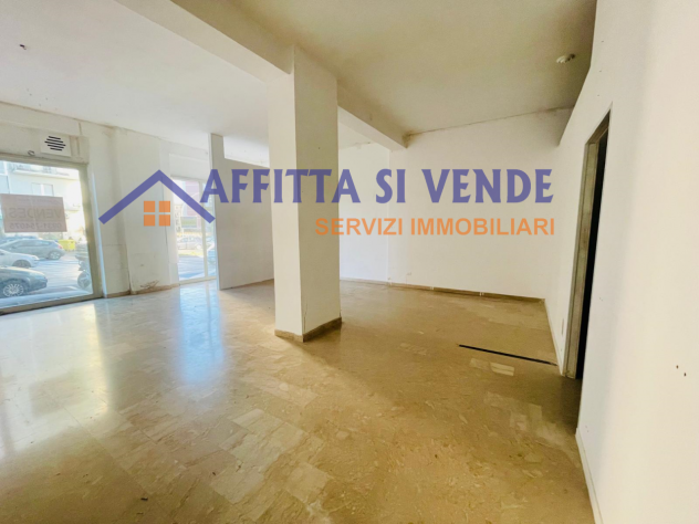 1 Vetrina in affitto a Siracusa - Foto 8