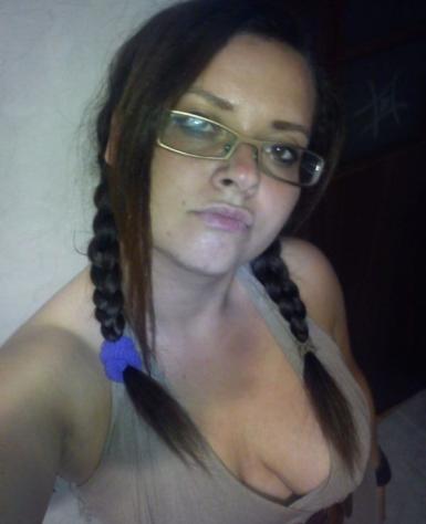 alesa26: alta 157cm, 61kg, cerco uomo vicino Tel: