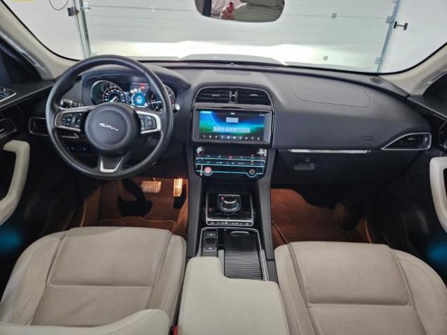 JAGUAR - F-Pace 2.0d i4 Prestige awd 180cv auto my20 - Foto 7
