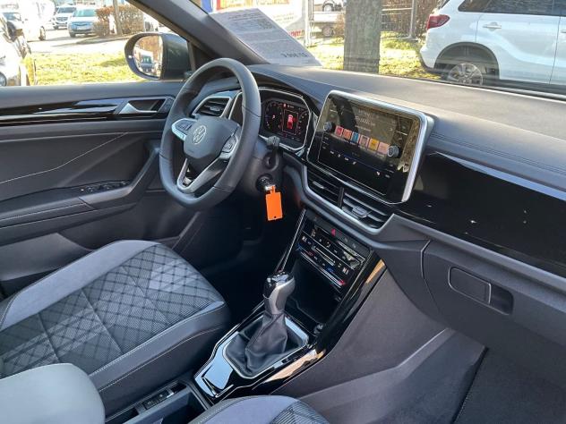 Volkswagen T-Roc 1.5 TSI ACT R-Line DSG Navi Camera 17" - Foto 7