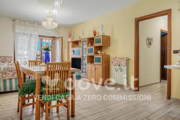 Appartamento di 125 m² con 4 locali e box auto in vendita a Formia