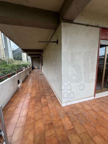 APPARTAMENTO di 4 vani e di 115 mq (MESSINA) rif. 3VS17867 - Foto 2
