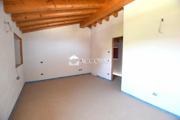 VILLA A SCHIERA di 6 vani e di 178 mq (VOLPAGO DEL MONTELLO) rif. PS108 - Foto 18